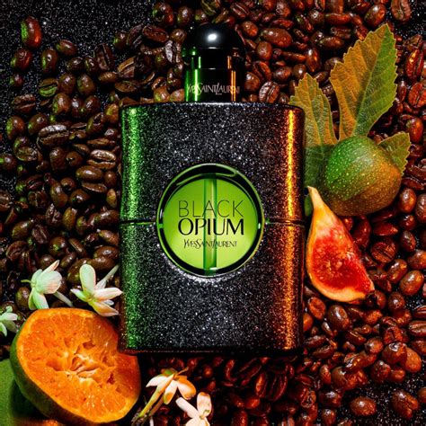 Black Opium Eau de Parfum Illicit Green — Perfume 